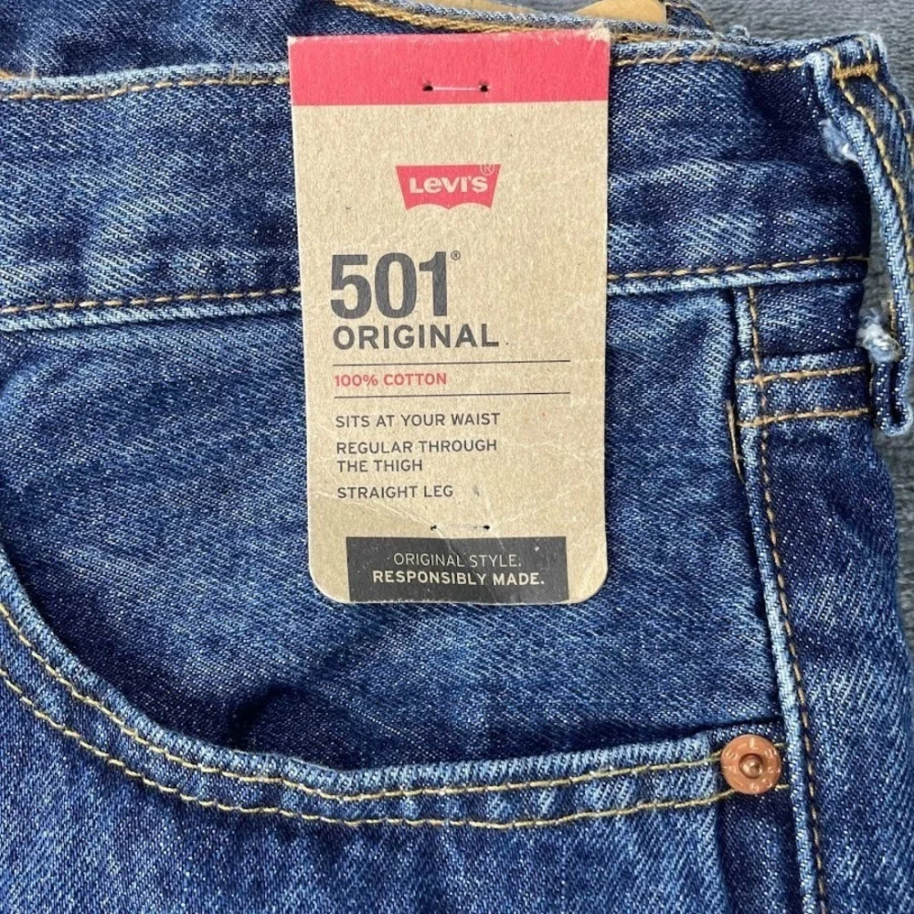 Levi's 501 Straight Leg‎ Button Fly Blue Jeans Mens Sz B&T 48x29 Medium Wash NWT